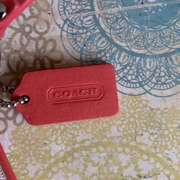 Coach Authentic Signature Vintage Wristlet - Picture 2 of 6